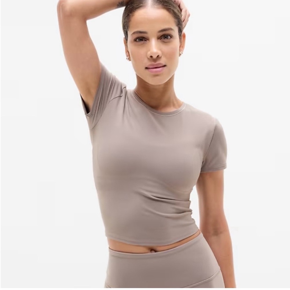 Athleta Transcend open back crop